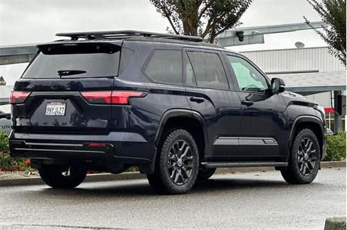 2024 Toyota Sequoia SR5