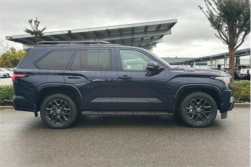 2024 Toyota Sequoia SR5