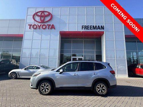 2022 Subaru Forester Premium