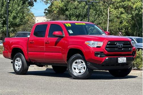 2019 Toyota Tacoma SR
