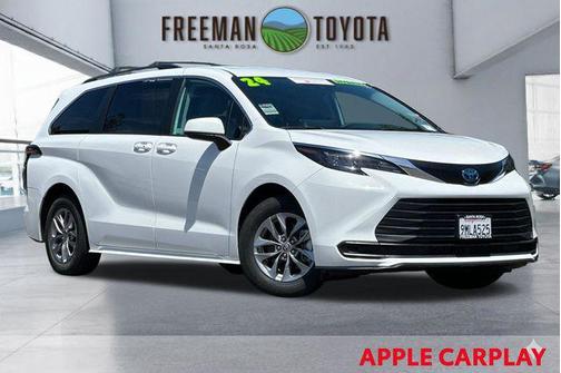 Ice Cap 2024 Toyota Sienna LE