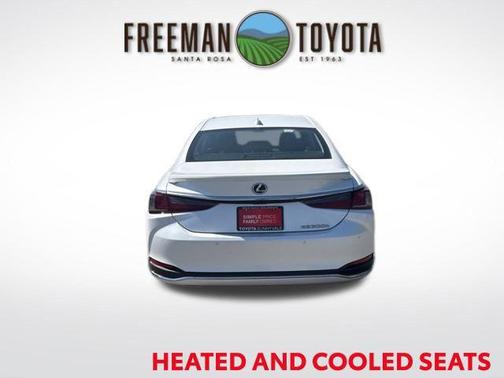 Eminent White Pearl 2024 Lexus ES 300h Base