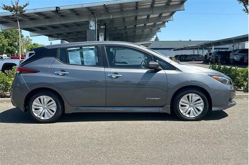 2018 Nissan Leaf S
