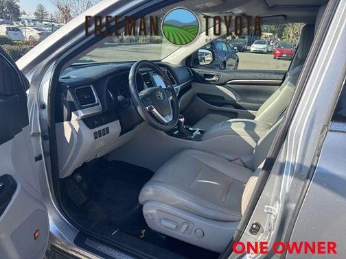 2015 Toyota Highlander Limited