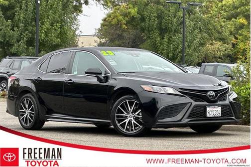 2023 Toyota Camry SE