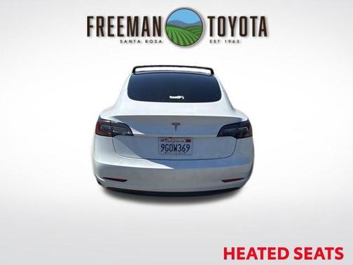 Pearl White Multi-Coat 2023 Tesla Model 3 Standard Range