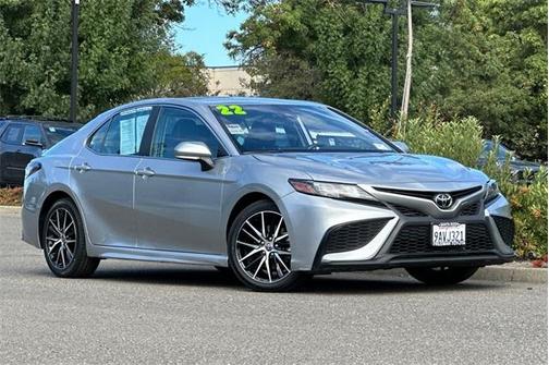 2022 Toyota Camry SE