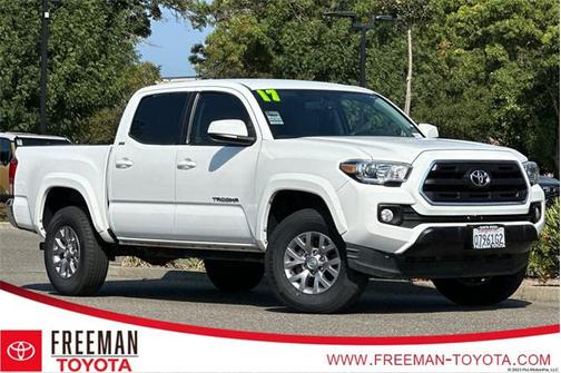 2017 Toyota Tacoma SR5