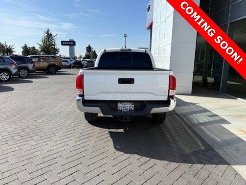 2017 Toyota Tacoma SR5