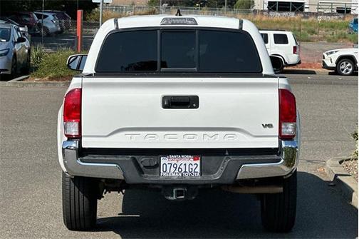 2017 Toyota Tacoma SR5