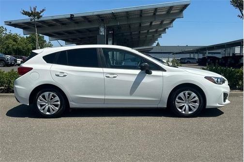 2019 Subaru Impreza 2.0i