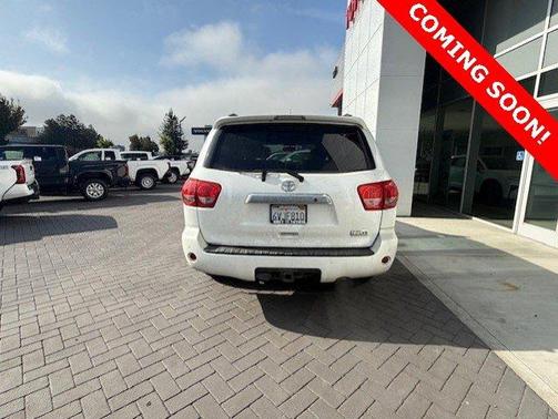 2011 Toyota Sequoia Platinum