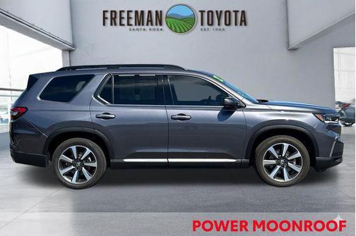 Modern Steel Metallic 2023 Honda Pilot AWD Elite