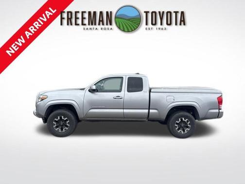 Silver Sky Metallic 2016 Toyota Tacoma SR5