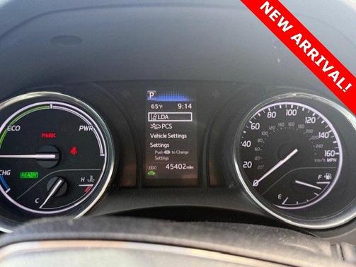 2020 Toyota Camry Hybrid LE