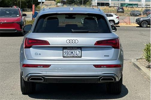 2022 Audi Q5 45 S line quattro Premium