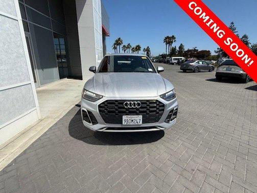 2022 Audi Q5 45 S line quattro Premium