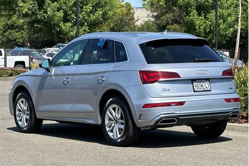 2022 Audi Q5 45 S line quattro Premium