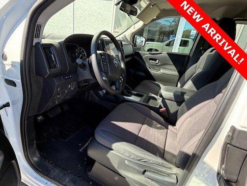 2025 Nissan Frontier S
