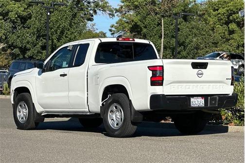 2025 Nissan Frontier S