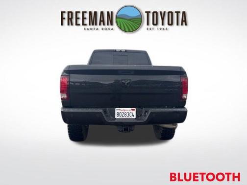 2017 RAM 2500 Laramie Crew Cab 4x4 6'4' Box