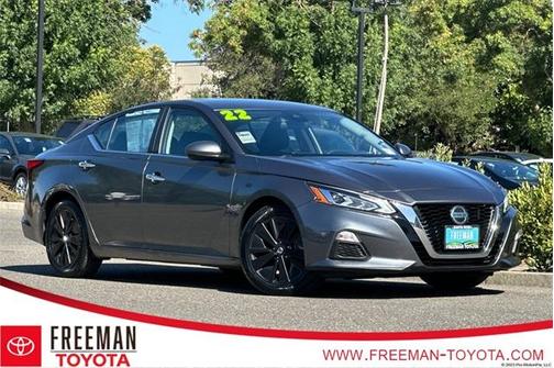 2022 Nissan Altima 2.5 SV