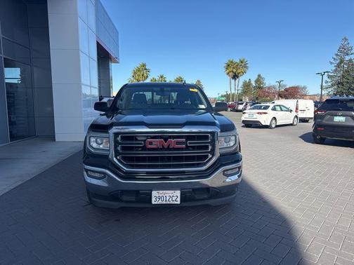 2017 GMC Sierra 1500 SLE