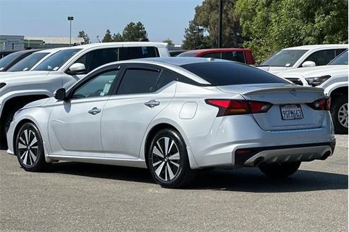 2022 Nissan Altima 2.5 SL