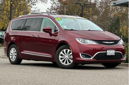 2019 Chrysler Pacifica Touring L