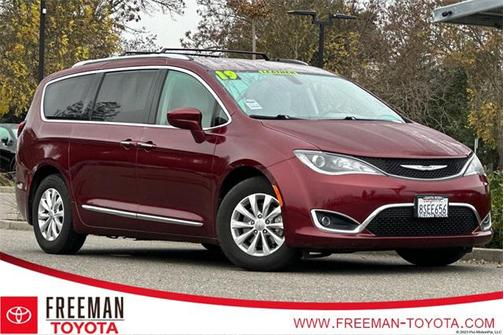 2019 Chrysler Pacifica Touring L