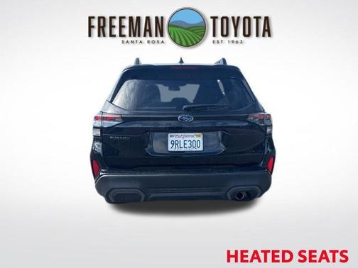 Crystal Black Silica 2025 Subaru Forester Limited