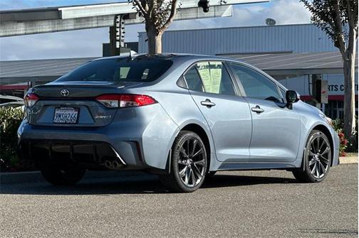 2024 Toyota Corolla Hybrid SE