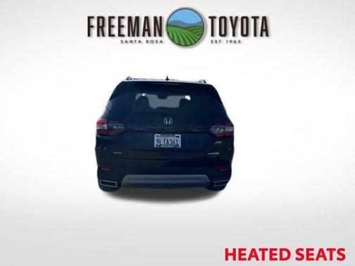 2024 Honda Pilot Touring 8-Passenger