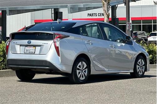 2016 Toyota Prius Four