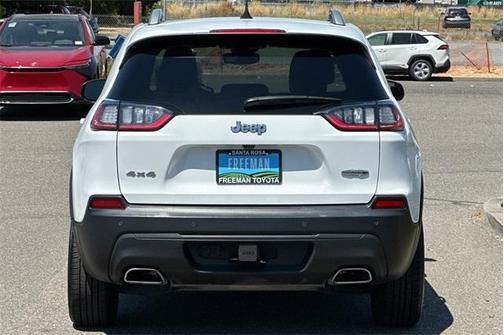 2021 Jeep Cherokee Latitude Lux