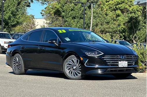 2023 Hyundai SONATA Hybrid Limited