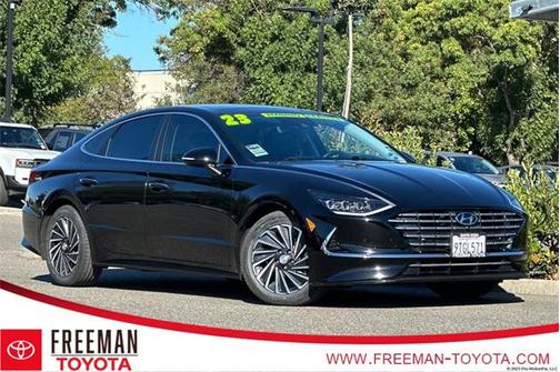 2023 Hyundai SONATA Hybrid Limited