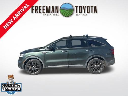 Aruba Green 2022 Kia Sorento SX