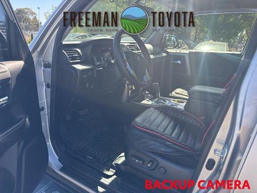 Classic Silver Metallic 2014 Toyota 4Runner SR5