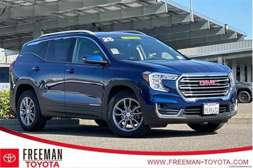 2023 GMC Terrain SLT