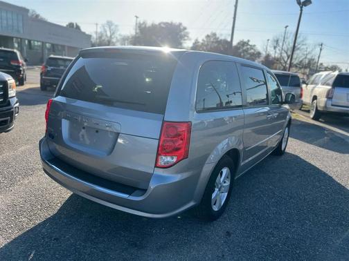 2013 Dodge Grand Caravan SE