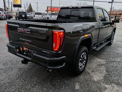 2022 GMC Sierra 2500 AT4
