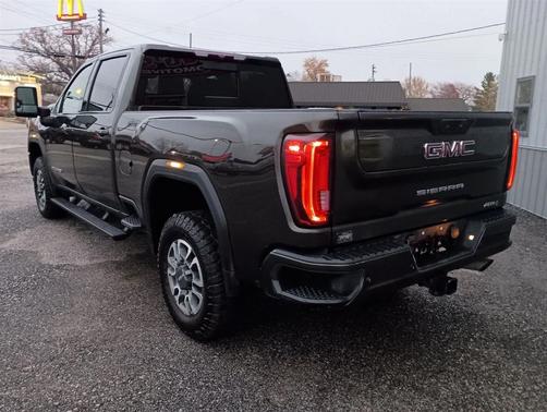 2022 GMC Sierra 2500 AT4