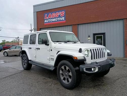 Bright White Clearcoat 2020 Jeep Wrangler Unlimited Sahara