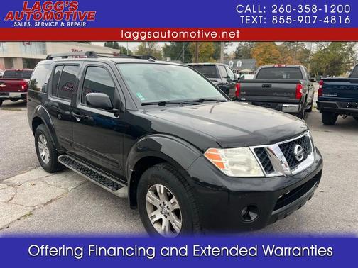 2010 Nissan Pathfinder SE