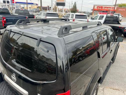 2010 Nissan Pathfinder SE