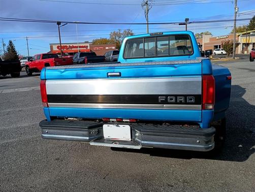 1995 Ford F-350 XL SuperCab DRW