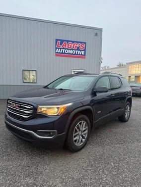 2017 GMC Acadia SLE-2