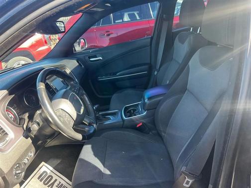 2015 Dodge Charger SE