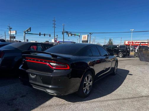 2015 Dodge Charger SE
